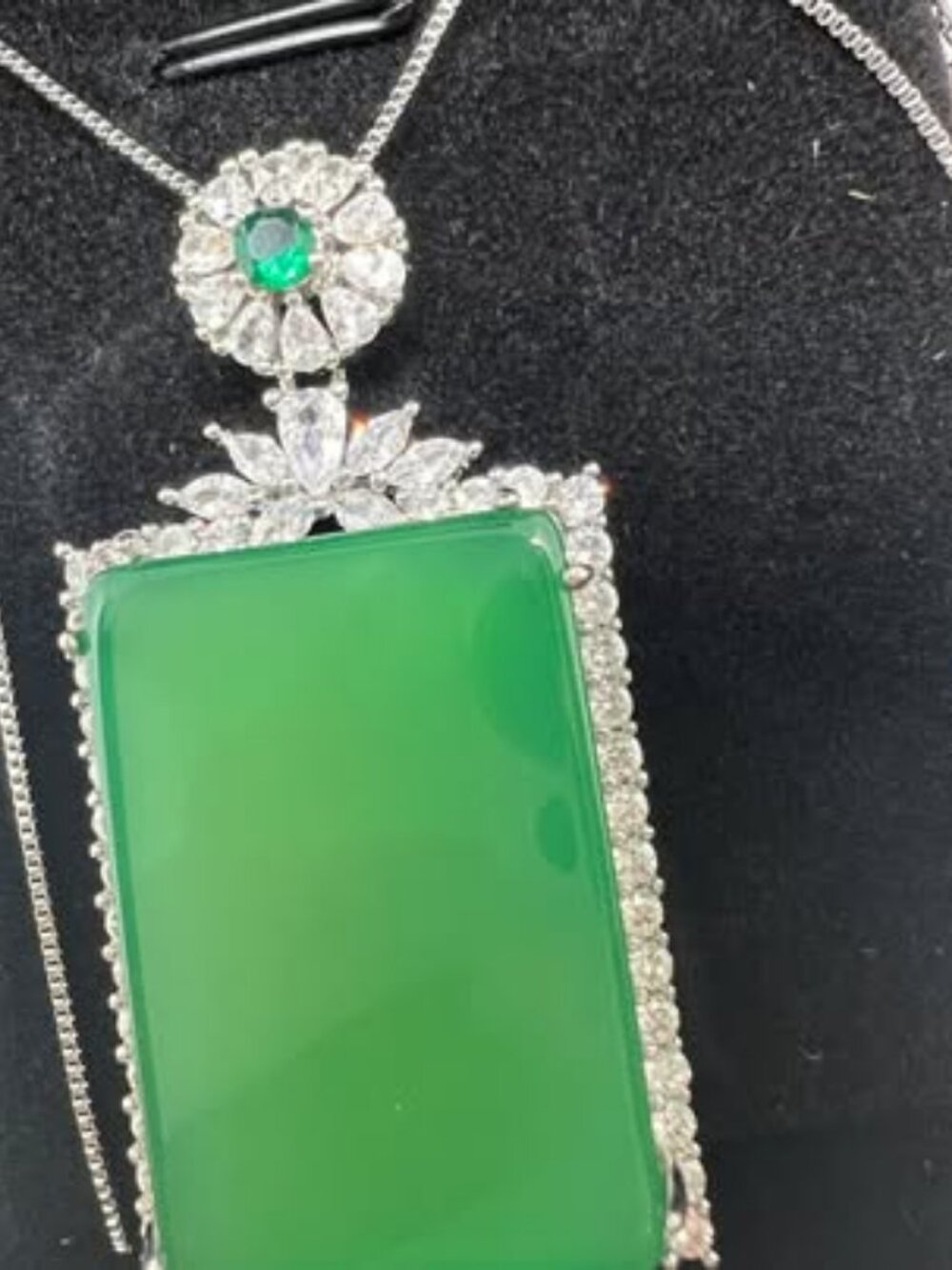 Green Jade Pendant Necklace Silver Zircon Setting New